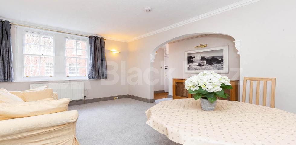 			LOCATION LOCATION LOCATION!, 1 Bedroom, 1 bath, 1 reception Flat			 Sandwich street, Rusell Square